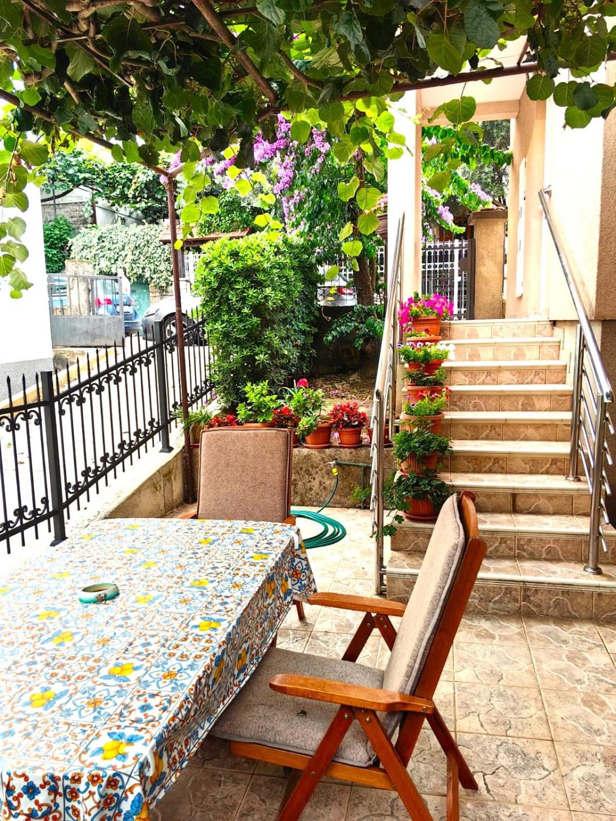 El Mar Apartment Budva