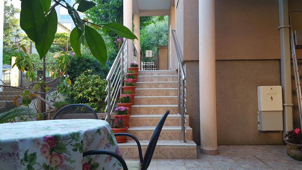 Apartment El Mar Budva