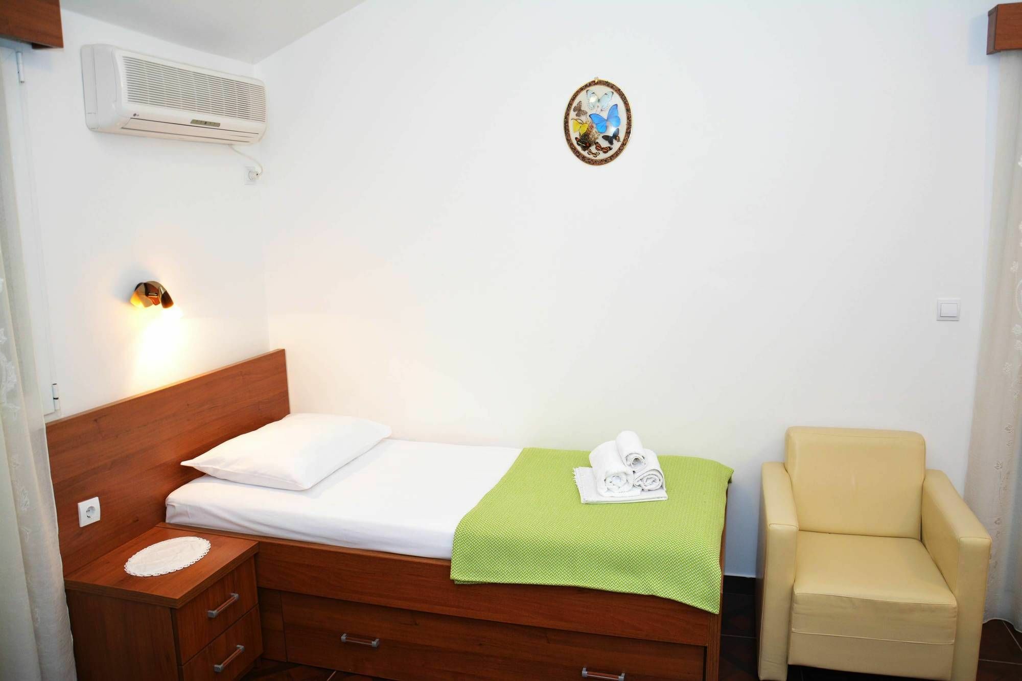 El Mar Apartment Budva
